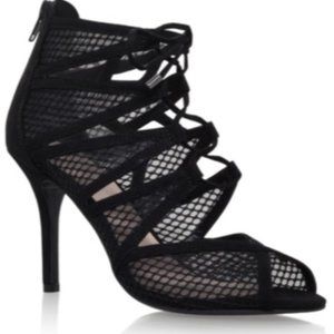 Nine West Arrietty Black Lace Up Heel – Size 6.5